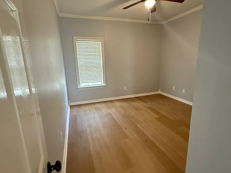 Oakmont Dr — Photo 10