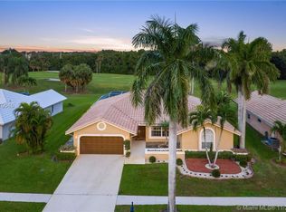 10284 Canoe Brook Cir, Boca Raton, FL 33498