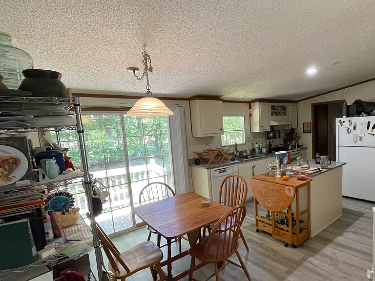 7625 Union Grove Church Rd — Photo 5