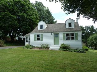 34 Beechwood Ave, Malvern, PA 19355