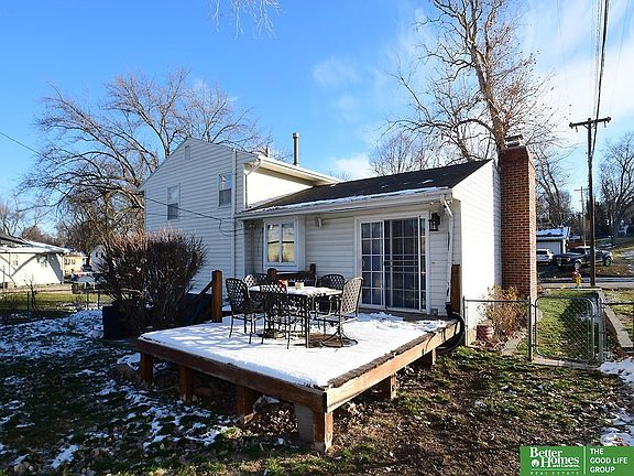 4th image of 3416 S 109th St