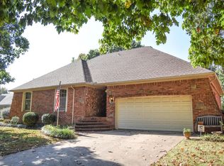 3427 S Rogers Ave, Springfield, MO 65804