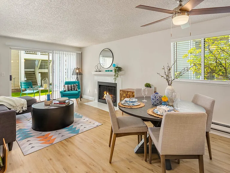 Alaire Apartment Homes — Photo 7