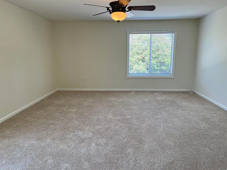 1936 Hillock Ct — Photo 8