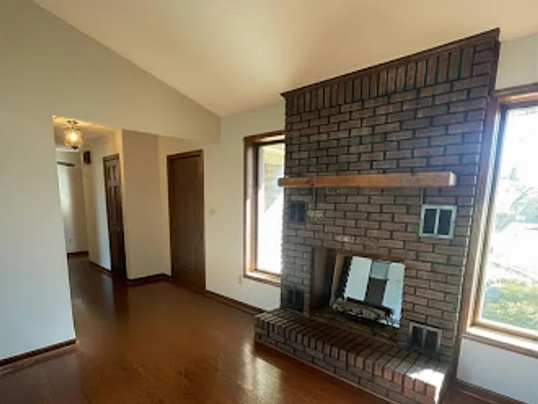 122 N Fairway Rd — Photo 3