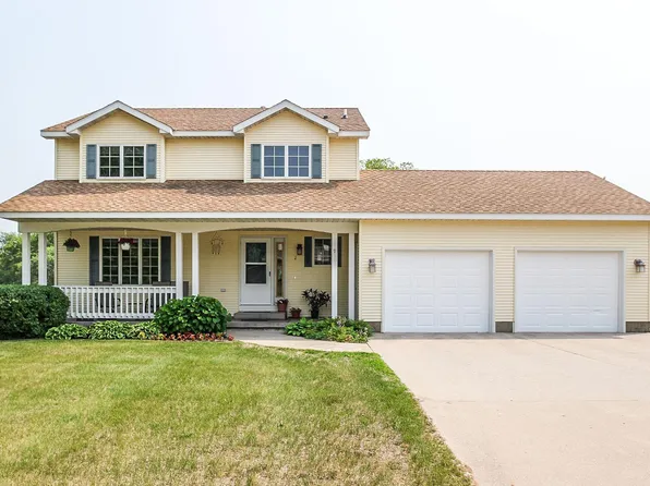 9 3rd St N, Sauk Centre, MN 56378