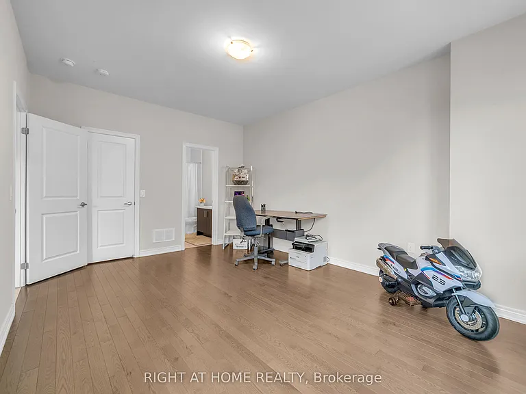 126 Blackwell Cres — Photo 19