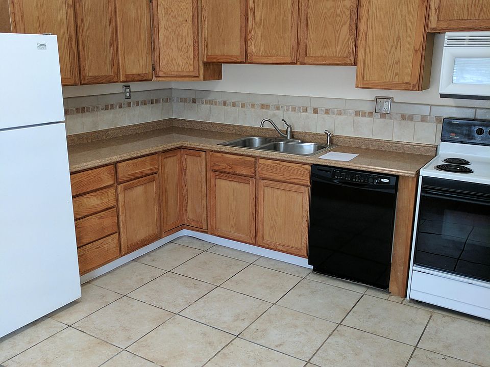 2nd image of 1117 Talbot Ct