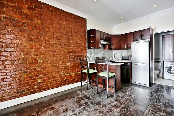 Rented by City Wide Apartments | media 5