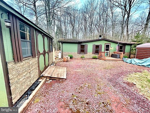 2nd image of 33 Shade Tree Rd