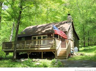40 Marstan Trl, New Hartford, CT 06057