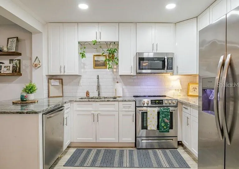 1225 King Ave — Photo 11