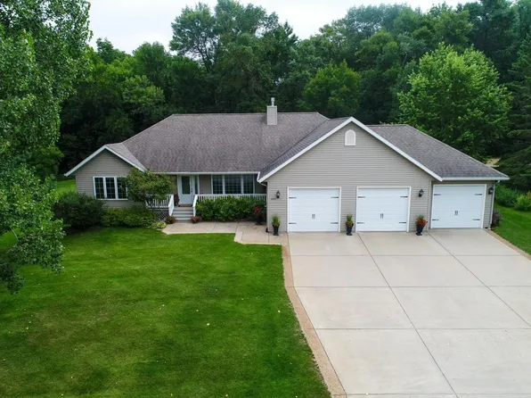 3245 Lakecrest Rd NE, Alexandria, MN 56308