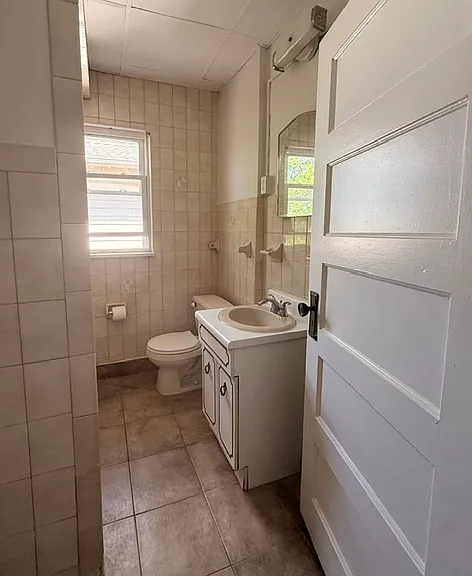 34 Demott Ave #2 — Photo 7