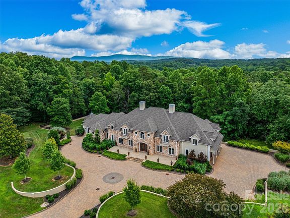 2nd image of 1090 Pearidge Rd