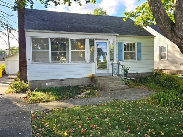 234 N Woodlawn Ave, Griffith, IN 46319