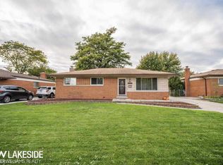 33763 Brownlea Dr, Sterling Heights, MI 48312