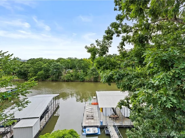 1761 Seagull Ct, Osage Beach, MO 65065