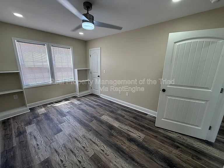 1226 Hoover Ave — Photo 15