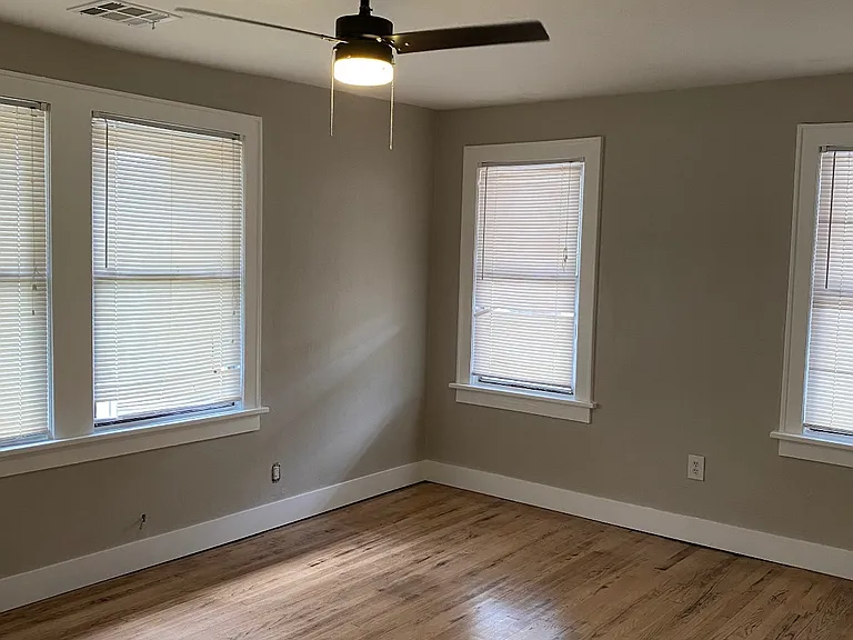 913 East Dr #913 — Photo 8