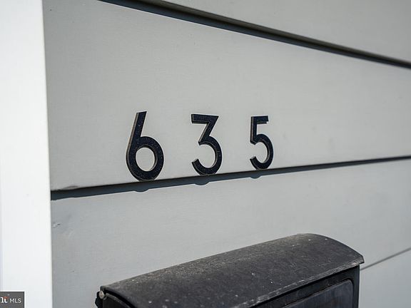 2nd image of 635 S 12th St