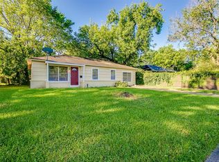 5654 Belcrest St, Houston, TX 77033