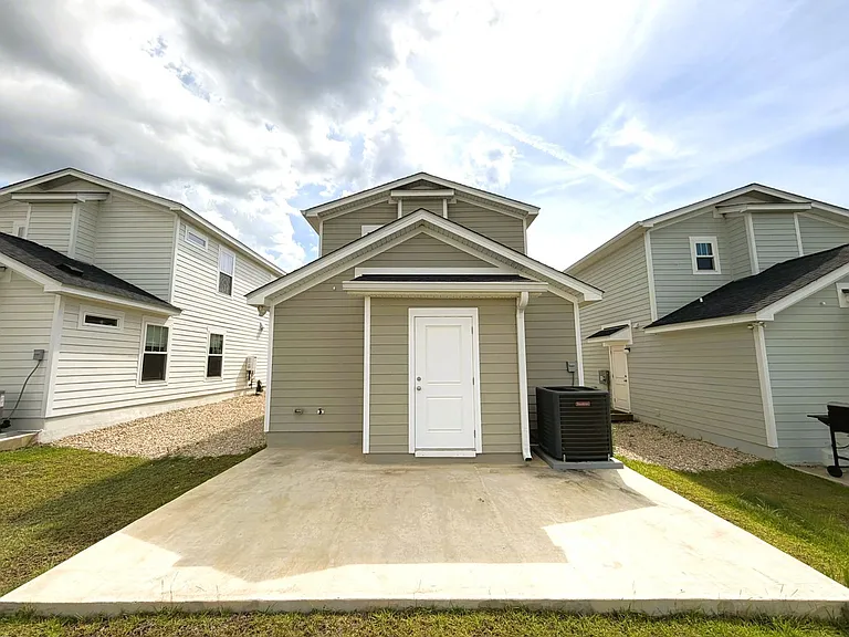 3734 Meadow Vista Ln — Photo 31