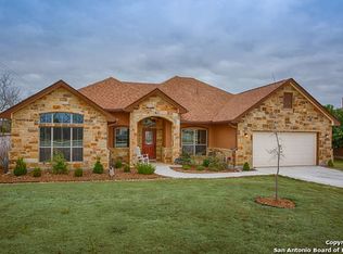 456 English Oaks Cir, Boerne, TX 78006