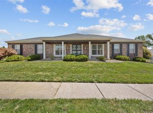 4011 Royal Estates Dr, Saint Louis, MO