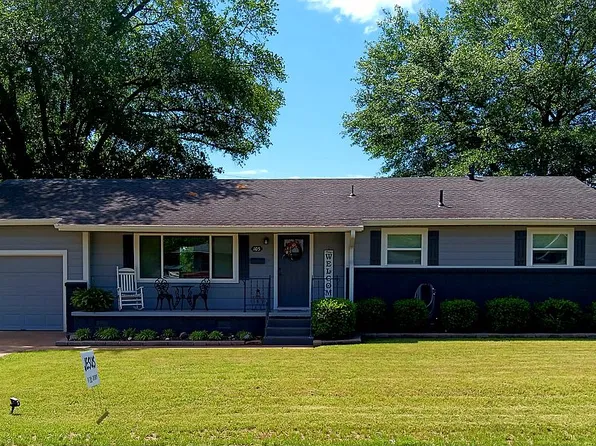 105 Pierce St, Paris, AR 72855