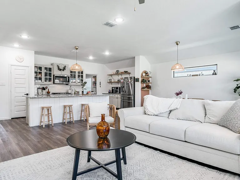 3324 Flatiron Dr — Photo 7