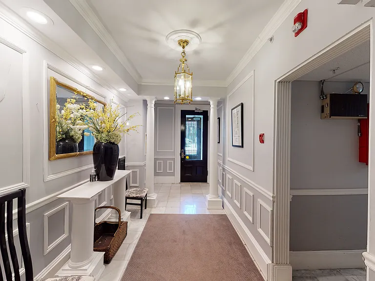 290 Beacon St #2 — Photo 19