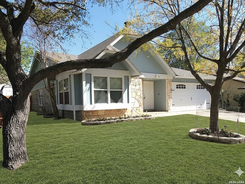 1st image of 10402 Country Breeze