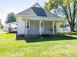 209 W Wall St, Moweaqua, IL