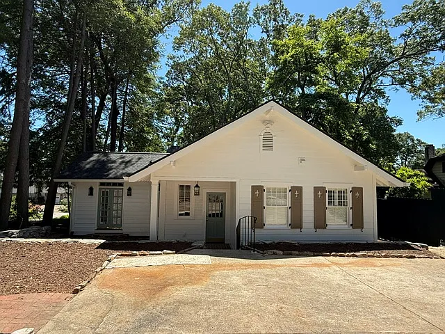 201 Overbrook Cir — Photo 28