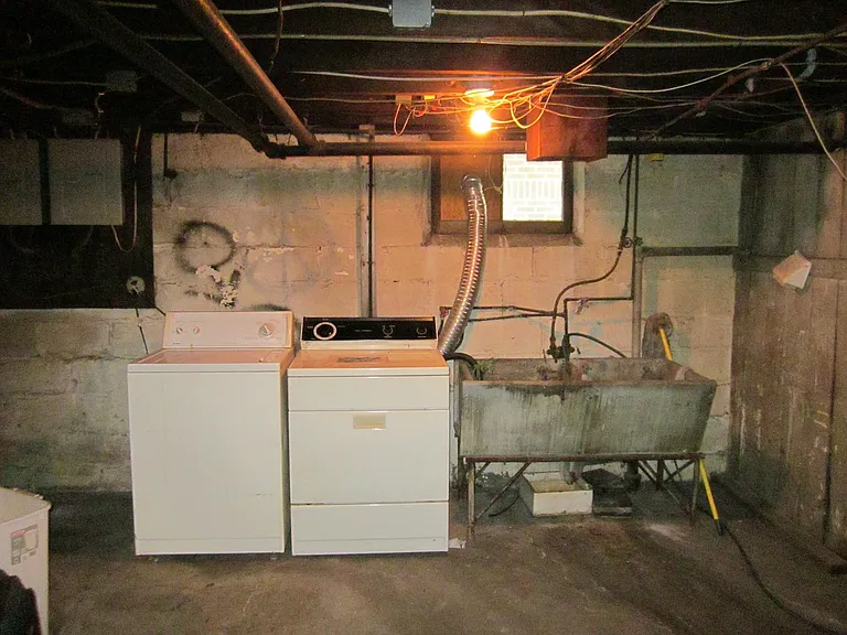 2201 Pittock St — Photo 24