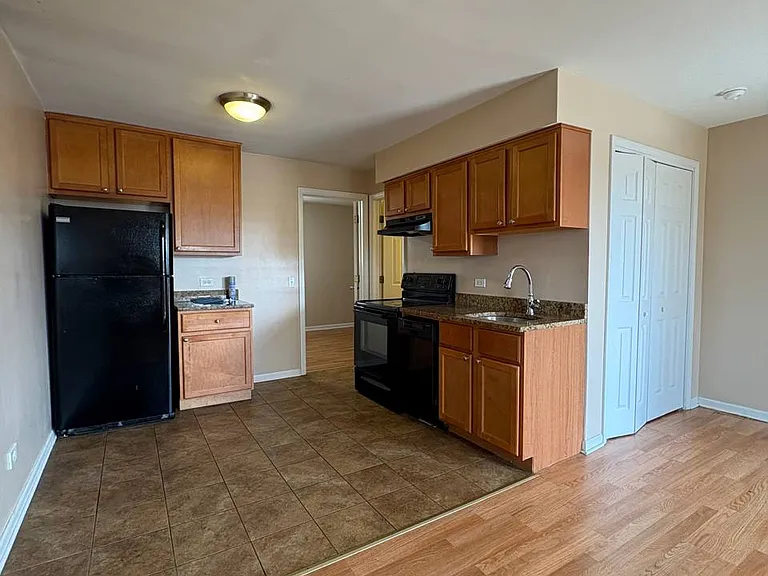 3001 Prairie St #5 — Photo 5