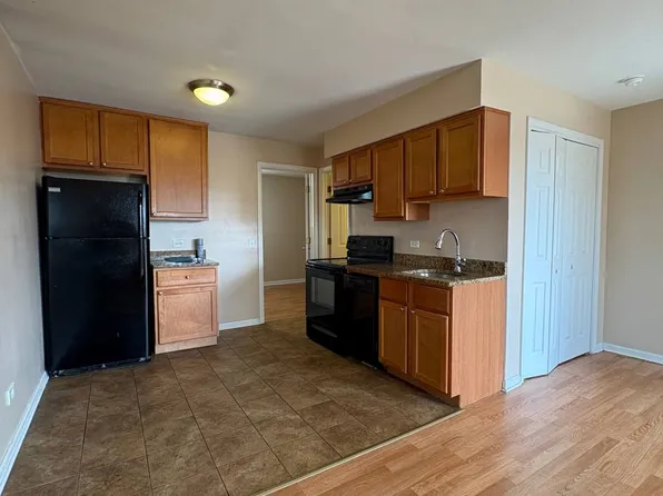 3001 Prairie St #1A, Franklin Park, IL 60131