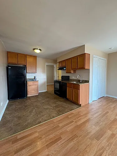 3001 Prairie St Photo 1