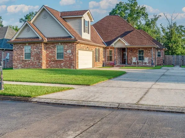 22 Carrington Cir, Houma, LA 70364