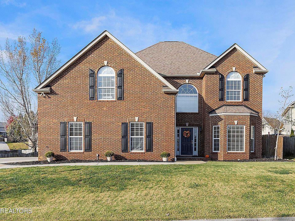 1st image of 4611 French Lace Ln