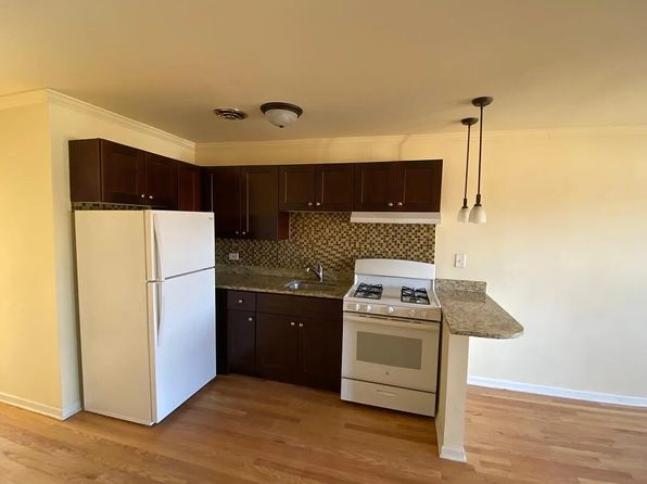 8504 Waukegan Rd #8500-6