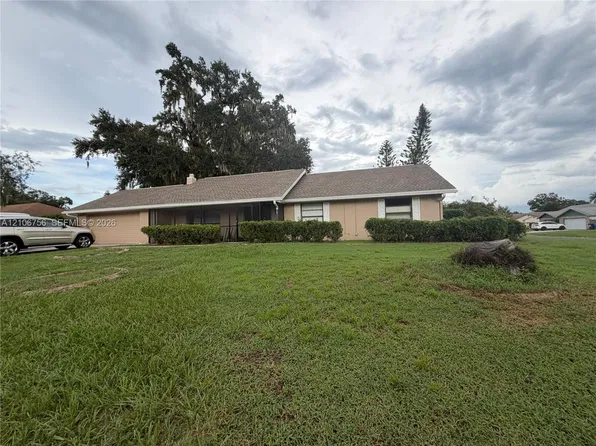 2204 Cherokee Trl, Valrico, FL 33594
