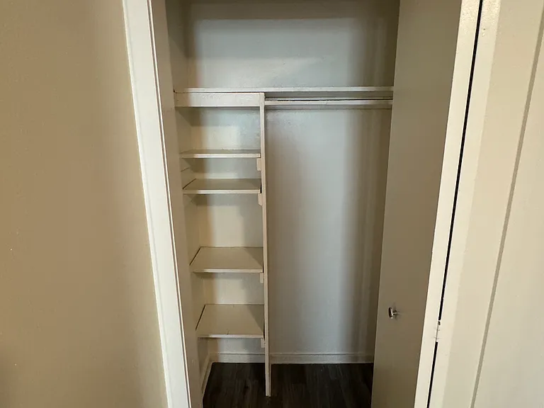 916 N Calvert St #2F — Photo 6