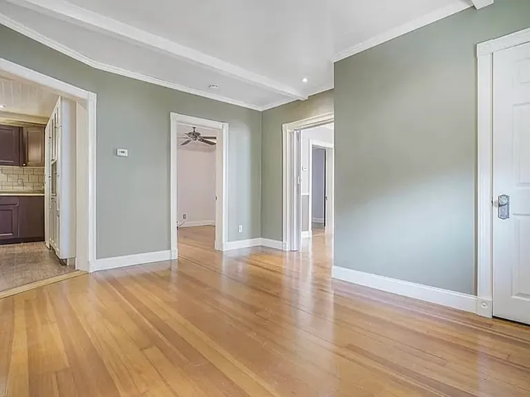 475 Tecumseh St #1B — Photo 1