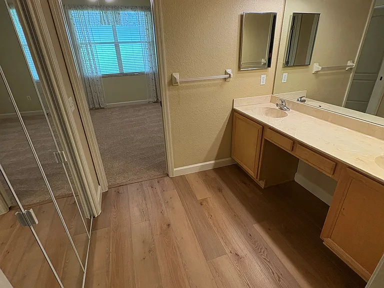 2615 Eagle Greens Dr — Photo 12