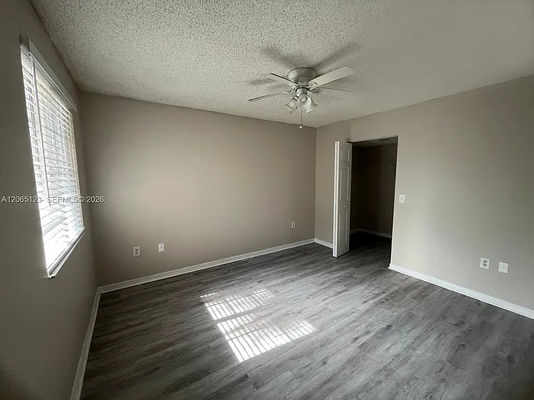 4171 N Haverhill Rd #1013 — Photo 21