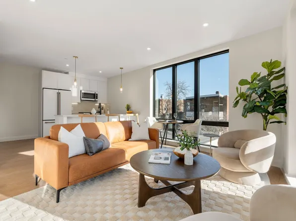 100 Lincoln St #304, Brighton, MA 02135
