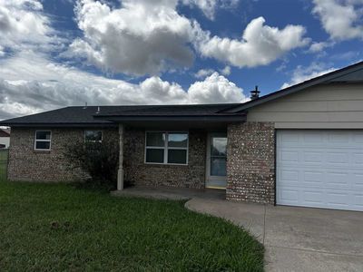 302 Osage Ave, Geronimo, OK, 73543