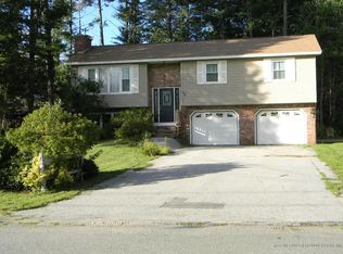 76 Rotherdale Rd, Brewer, ME 04412